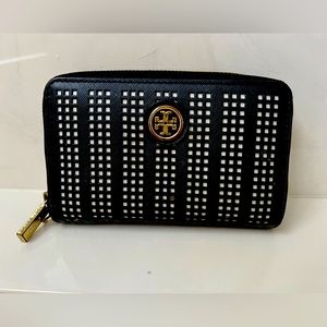 Tory Burch wallet